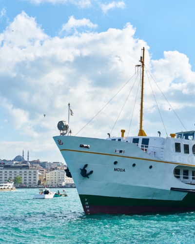 Navios e Embarcações